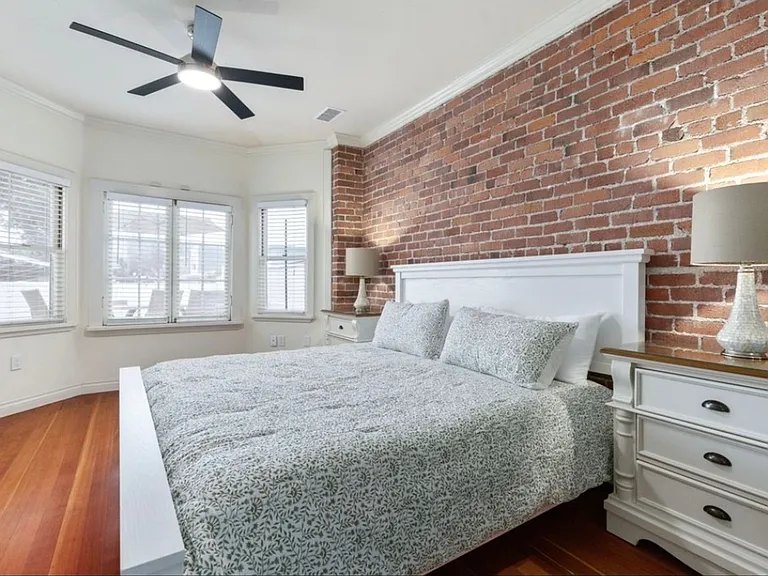 1231 Park St — Photo 12