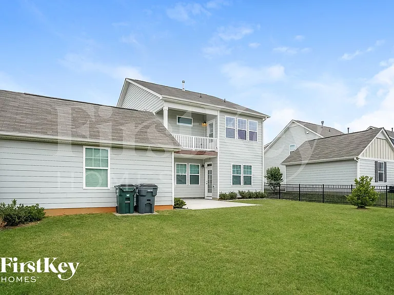 175 Heathwood Dr — Photo 15