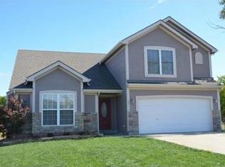 3013 N 157th St, Basehor, KS 66007