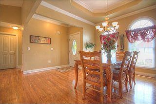 4th image of 237 Savanna Dr