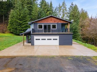 30830 Kenady Ln, Cottage Grove, OR 97424