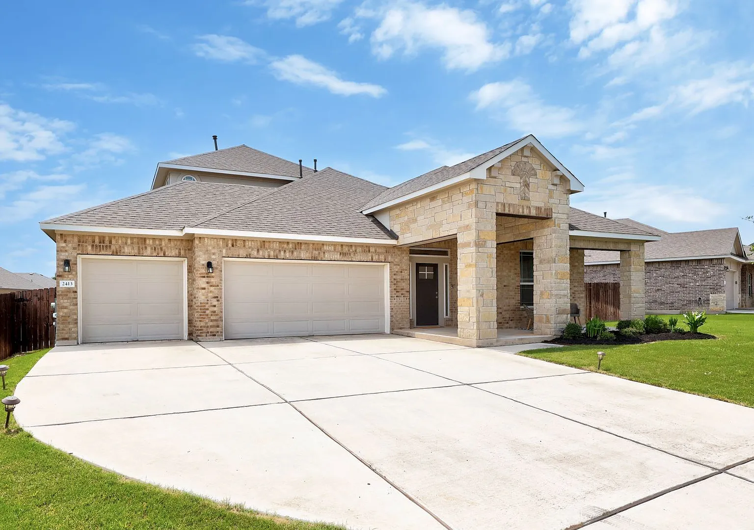 2413 Star Hill Ranch Rd Georgetown, TX 78628 — Photo 3