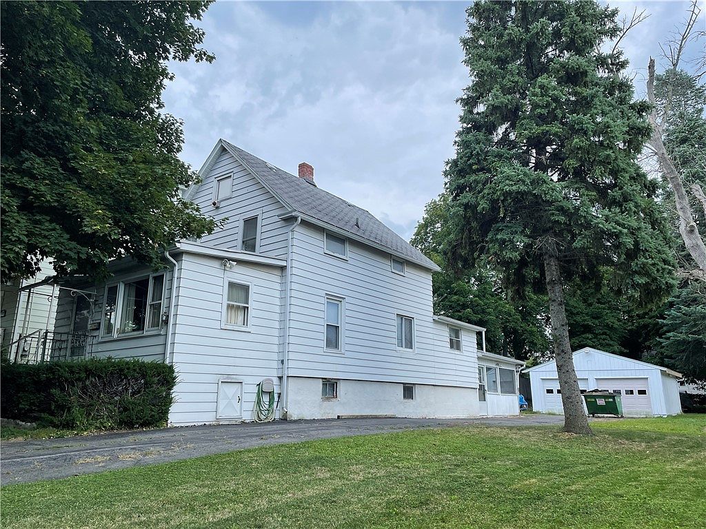 129 Lyceum St, Geneva, NY 14456 Zillow