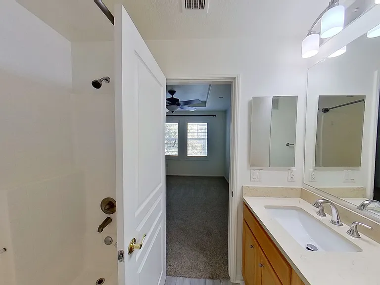 21 Hinterland Way — Photo 16