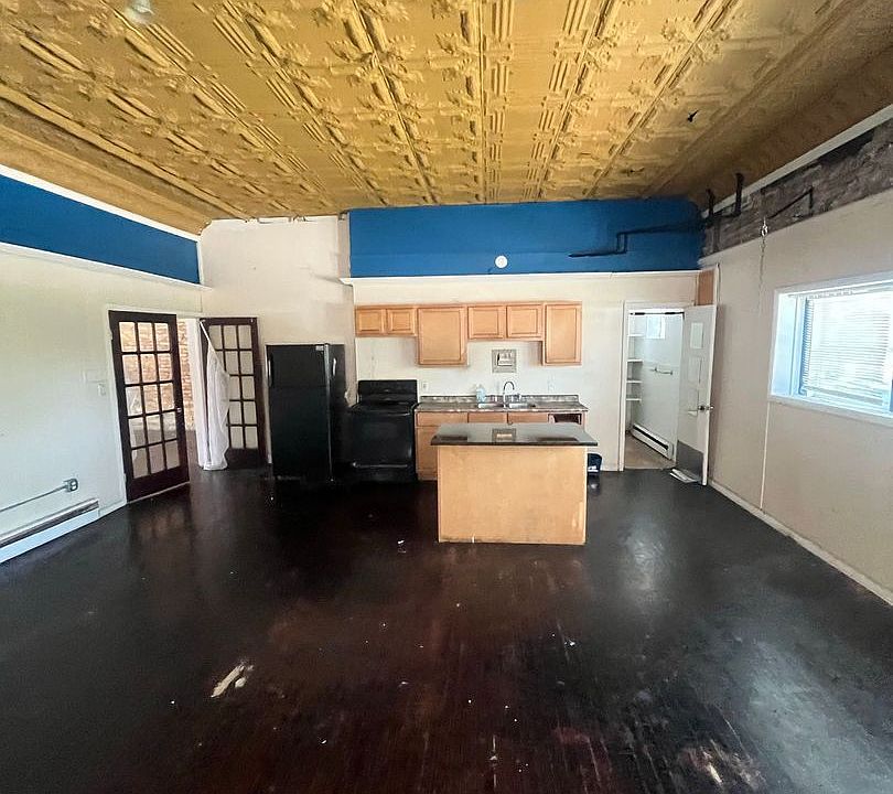 2nd image of 2323-2337 S 5th St #2346-9