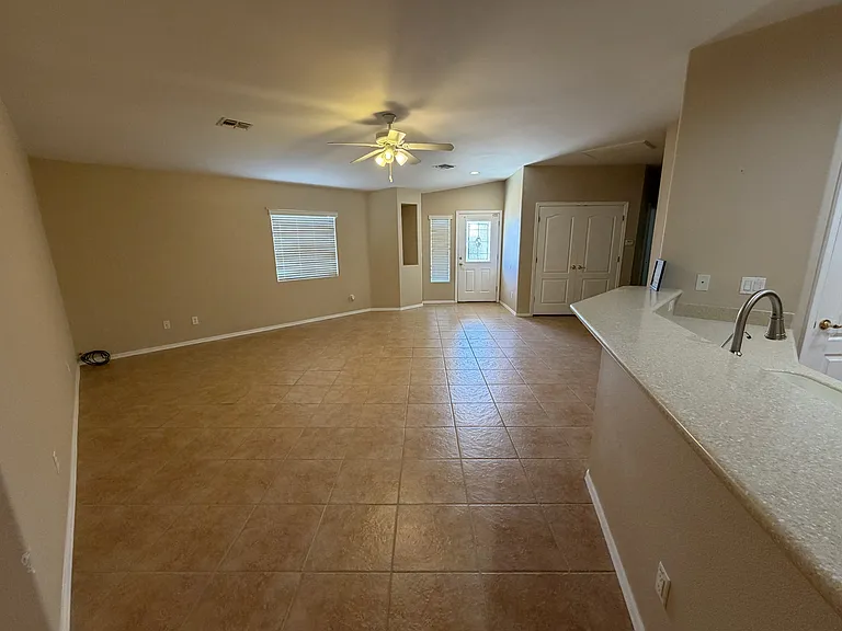 2460 Topanga Dr — Photo 6