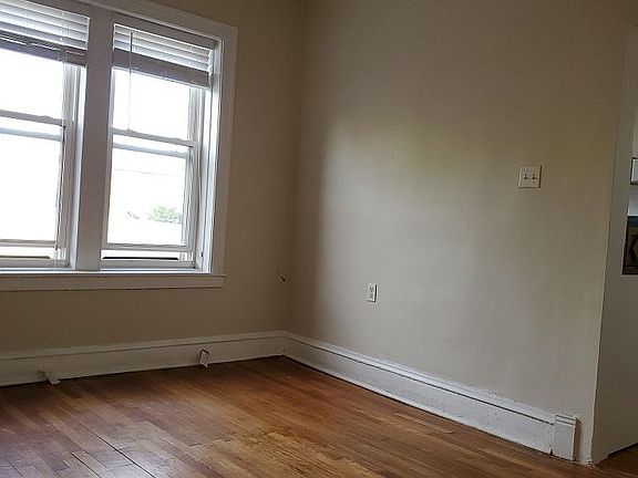 5th image of 1372 W Estes Ave APT 2N