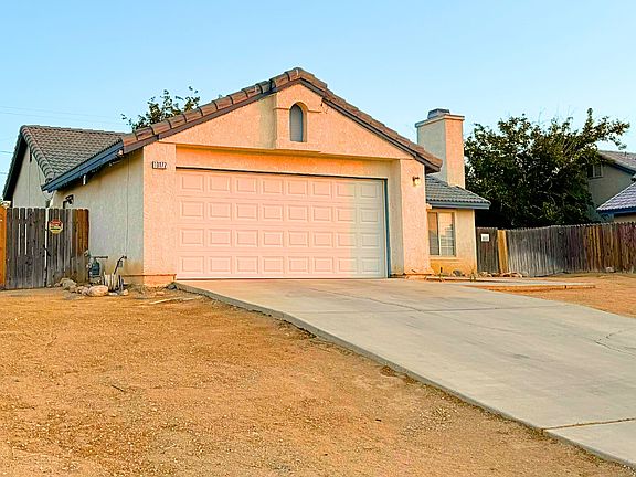 3rd image of 10172 Evelyn Ave