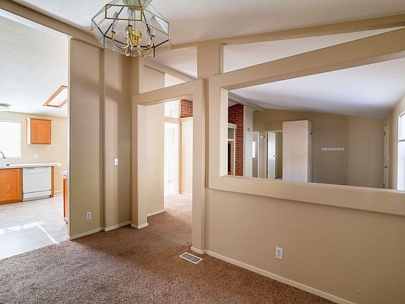 4th image of 20580 Charlotte Ct
