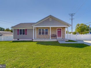 6 Grove St, Aberdeen, MD 21001