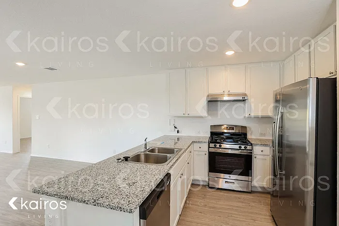 13827 Weir Pl — Photo 8