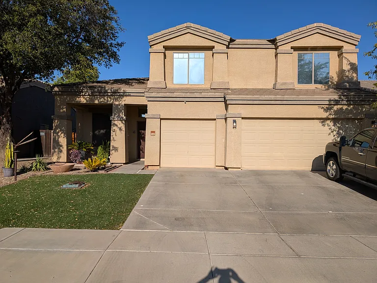 1831 S 105th Dr — Photo 1