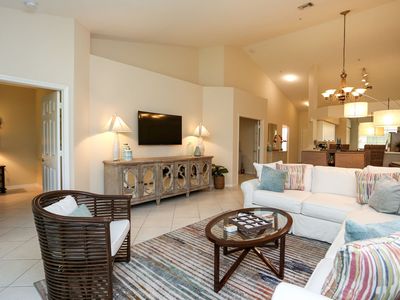 8175 Celeste Dr UNIT 1230, Naples, FL, 34113