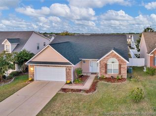 1240 Chimney Swift Dr, Fayetteville, NC 28306