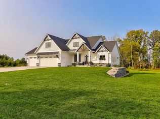 1245 Serengeti Ct, Zeeland, MI 49464