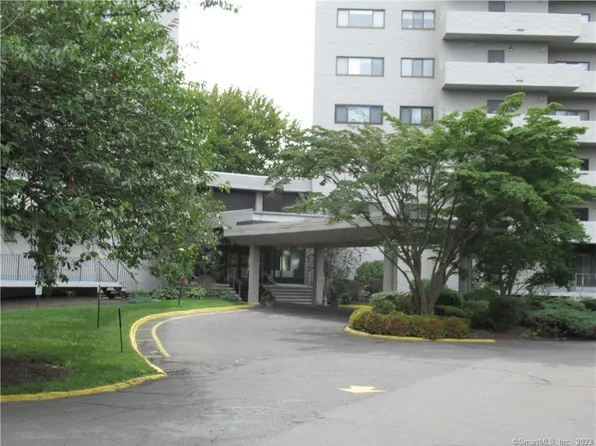 3200 Park Avenue #2C2, Bridgeport, CT 06604