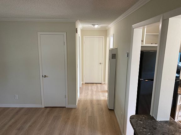 4th image of 140 S Morrissey Ave APT 2