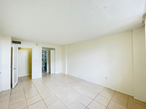 4th image of 15600 NW 7th Ave #518-518-51