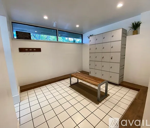 2311 S Cypress Bend Dr — Photo 35