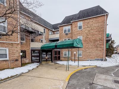570 Broadway #22B, Lynbrook, NY, 11563
