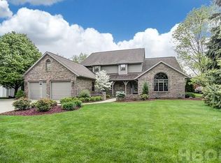 2207 Windsong Dr, Findlay, OH 45840