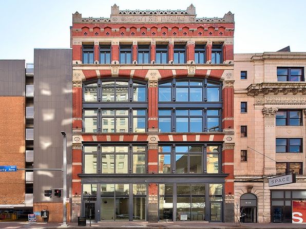 824 Liberty Ave #5, Pittsburgh, PA 15222