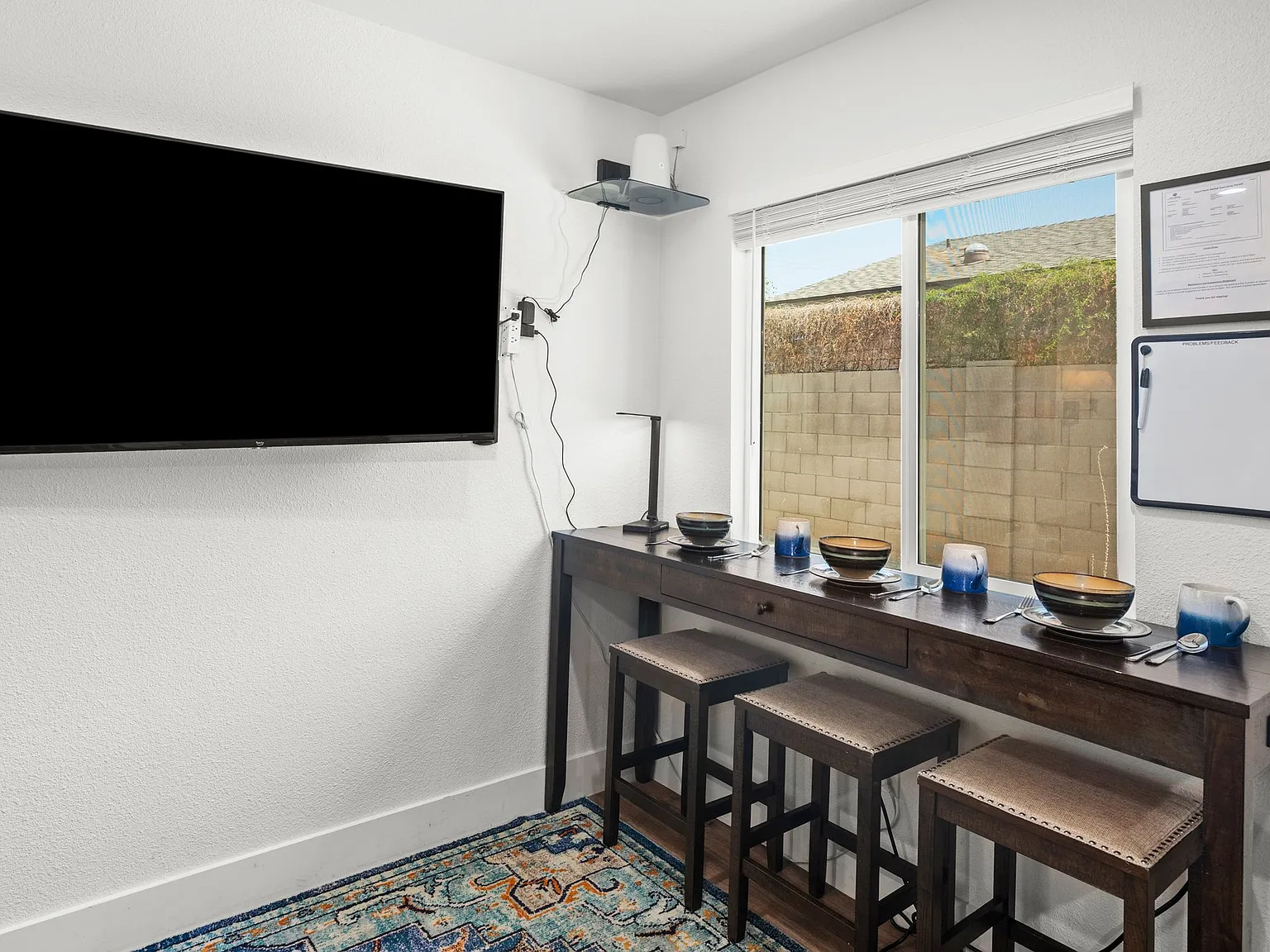 Furnished 1BR | In-Unit Laundry |All Utils Incl | DT PHX | Ideal for Travel Nurses & Relocators - #2 — Photo 3