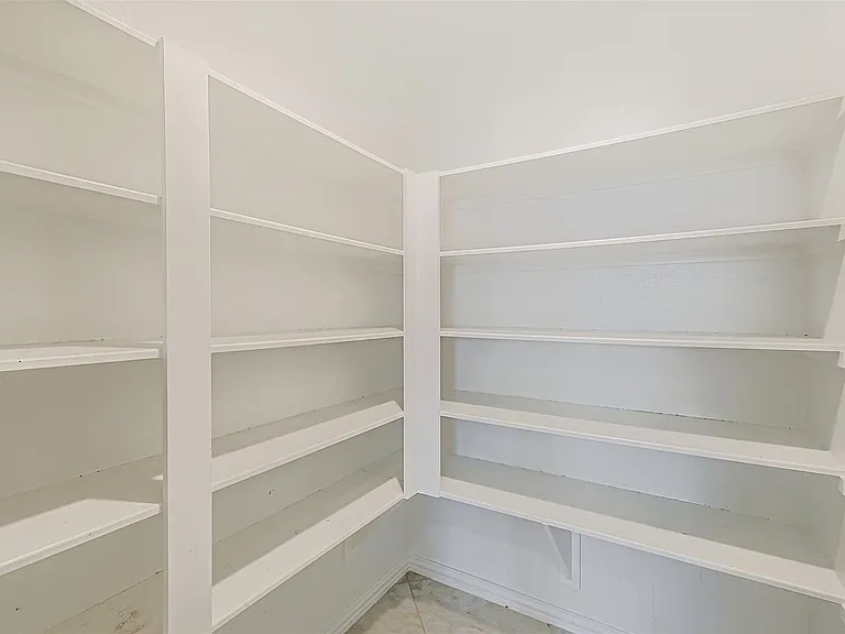 17515 Cypress Hilltop Way — Photo 12