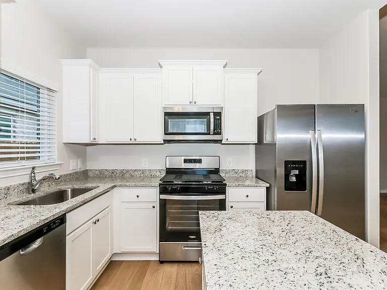 416 Mustang Trot Dr — Photo 8