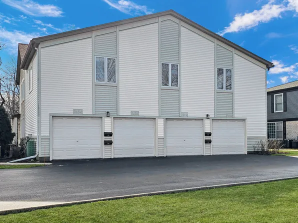 1038 Inverrary Ln, Deerfield, IL 60015