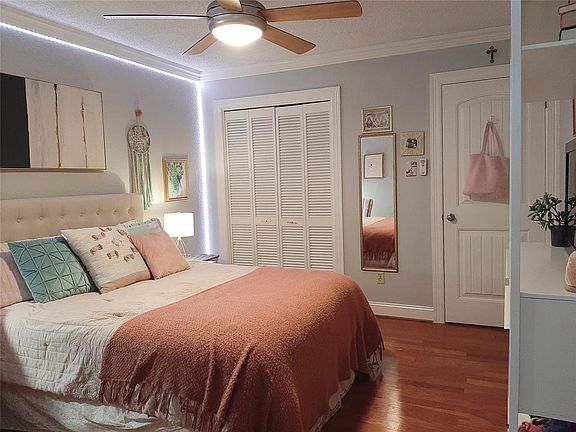 4th image of 5110 Vagas Dr
