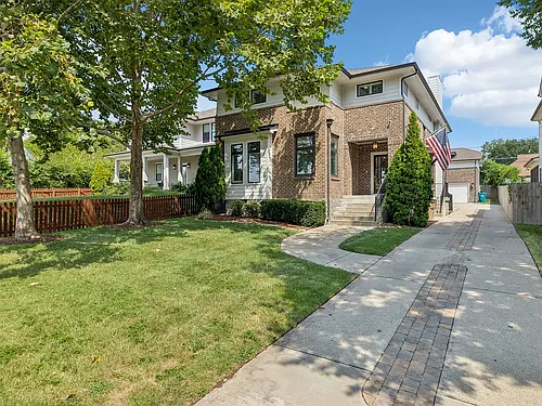 2302 Sunset Pl Photo 1