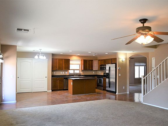 4th image of 1633 E Melanie St