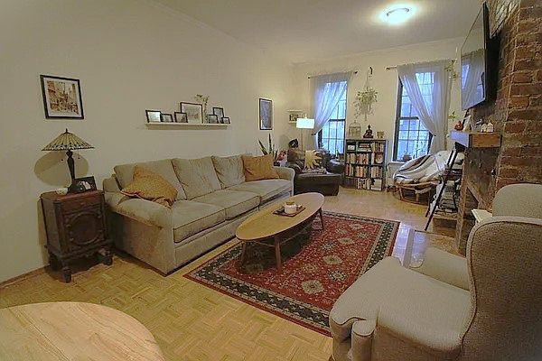 1st image of 304 E 89th St APT 3B