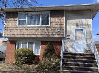 223 Greencroft Ave, Staten Island, NY 10308