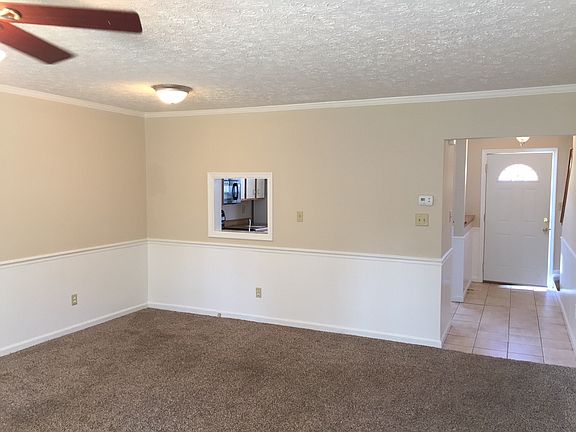 5th image of 107 Haverstraw Ct