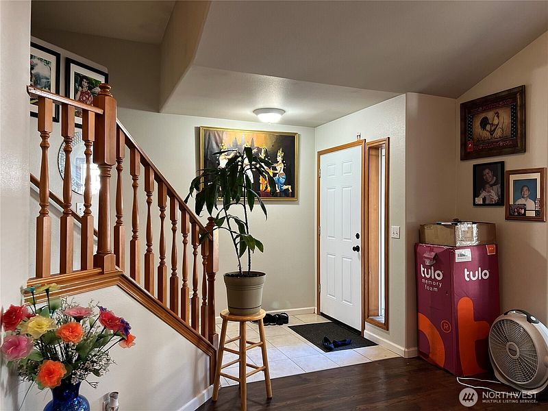 5th image of 12810 82nd Avenue Ct E