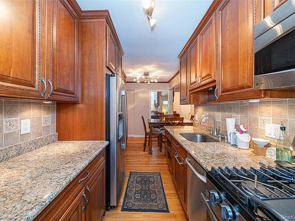 5th image of 485 E Lincoln Avenue #207