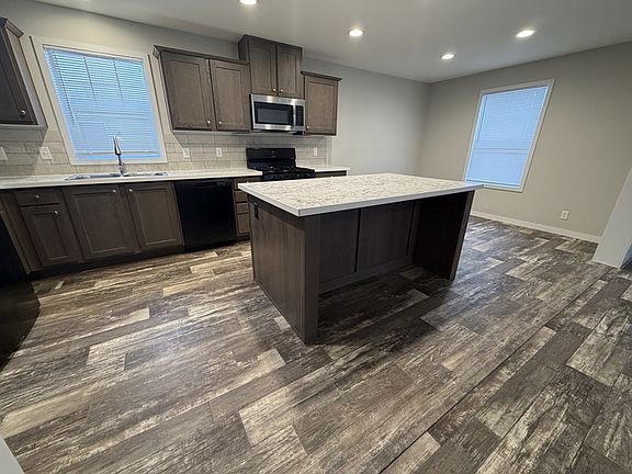 5th image of 38000 Le Chateau Blvd #329