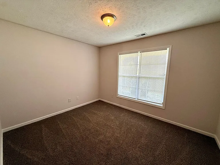 2513 Hunting Bow Dr — Photo 35
