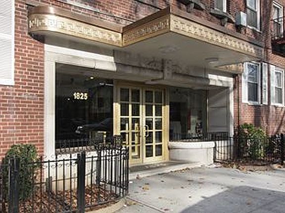 2nd image of 1815 Foster Ave #5B