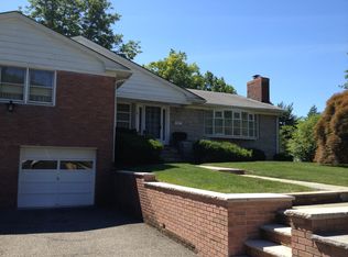 611 Seven Oaks Rd, Orange, NJ 07050