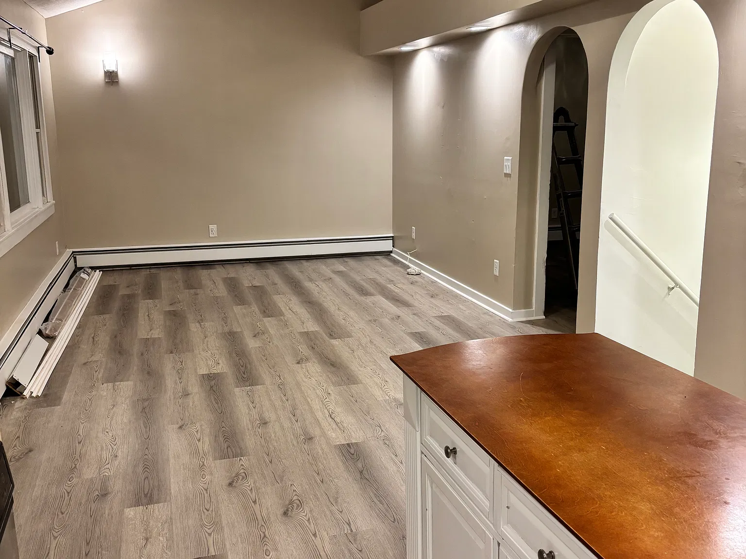 1 bed, 950 sqft, $1,800 — Photo 3