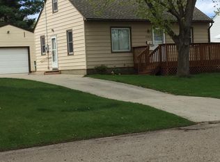 411 18th Ave SW, Rochester, MN 55902