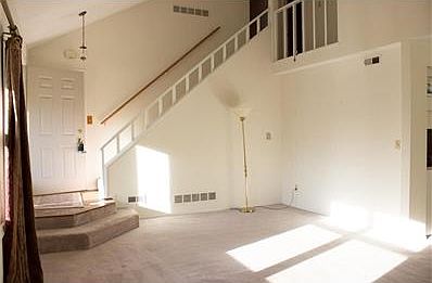 3rd image of 9103 Cinnebar Dr