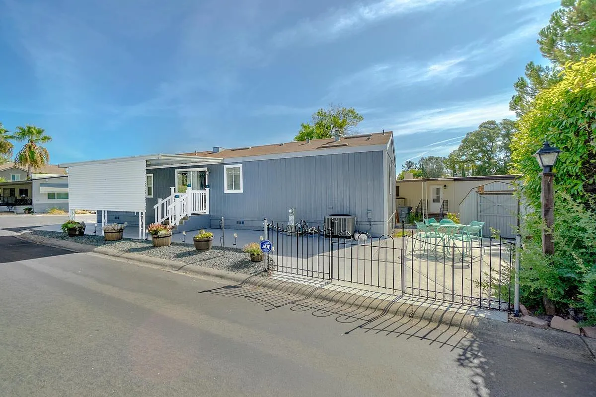 4140 Oakmont St #201 photo 1