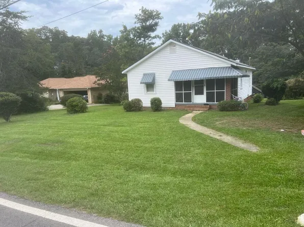 4354 Pineview Dr, Powder Springs, GA 30127