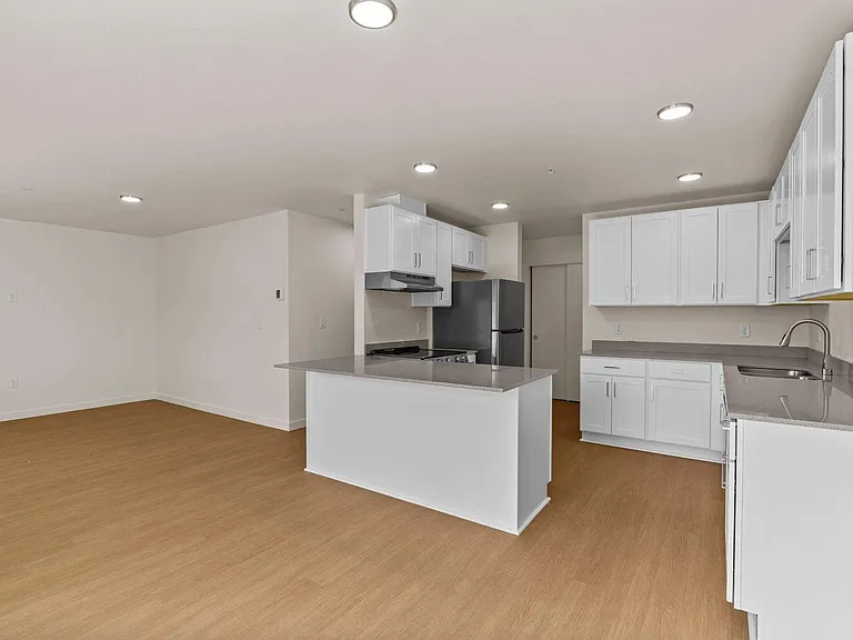 2901 Salem Ave SE #205 — Photo 26