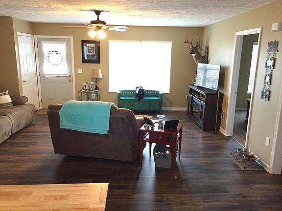 5th image of 4579 Winslow Dr