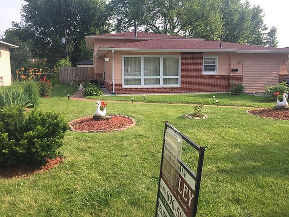 2nd image of 514 Lakelawn Blvd